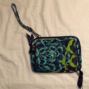 Convertible Wristlet/Crossbody Vera Bradley Wallet